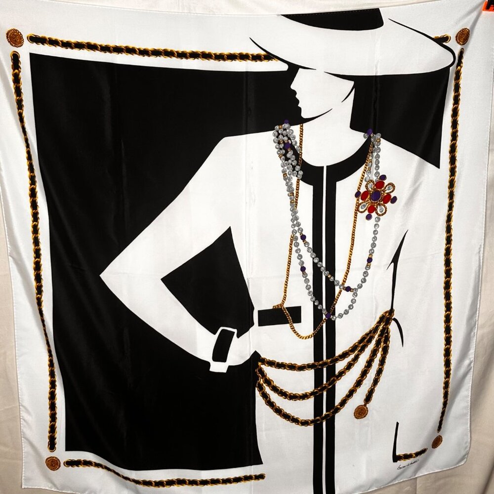 Laura Winston Medallion Lady Graphic Print Scarf Chic 80s Art to Wear Deco Glam